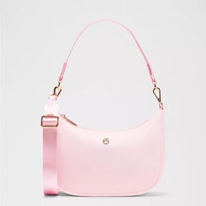 BNWT lululemon City Essentials Small Shoulder Bag 3L